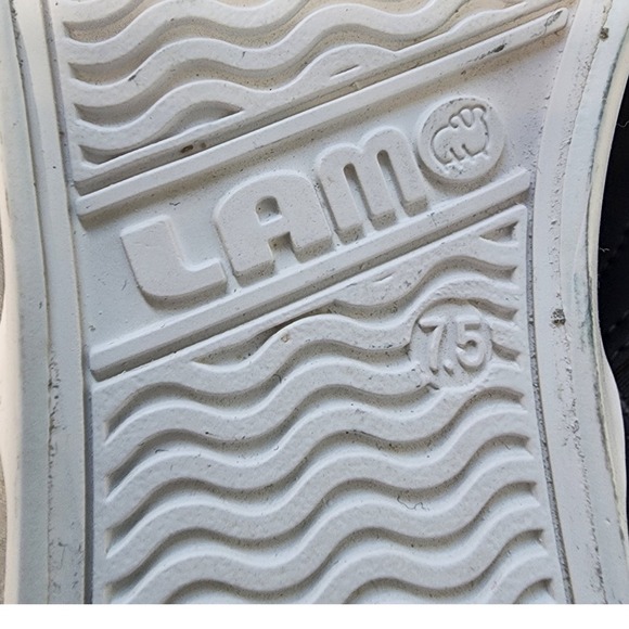 Lamo Perforated Slip On Casual Comfort Shoes Sneakers Gray Size 7.5 - Picture 5 of 6